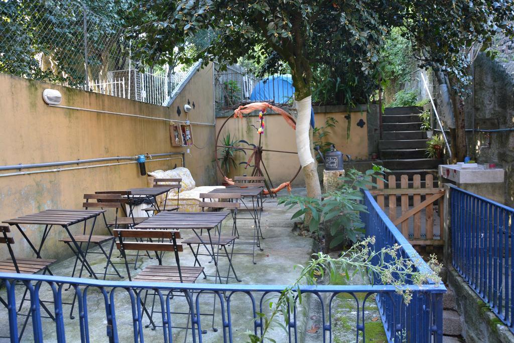 Alma Porto Hostel Экстерьер фото
