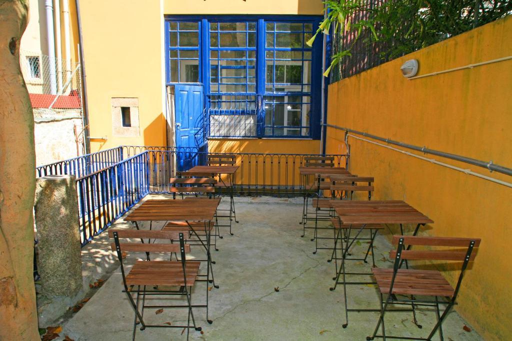 Alma Porto Hostel Экстерьер фото